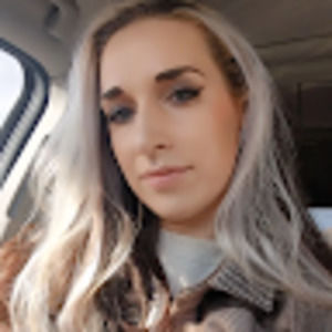 Meet your Posher, Roxy